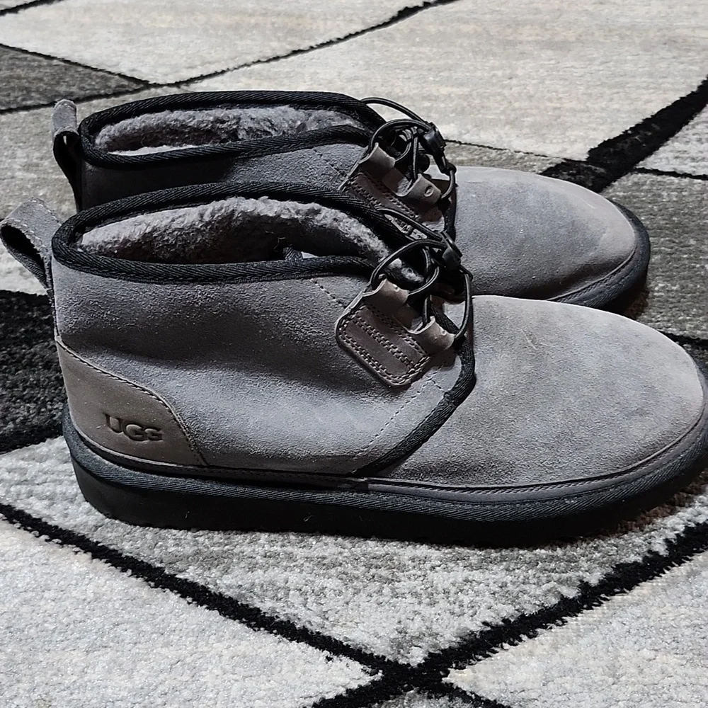 UGG NEUMEL GHILLIE GRAY SUEDE SHEEPSKIN ELASTIC LACES EMBOSSED LOGO SHOES